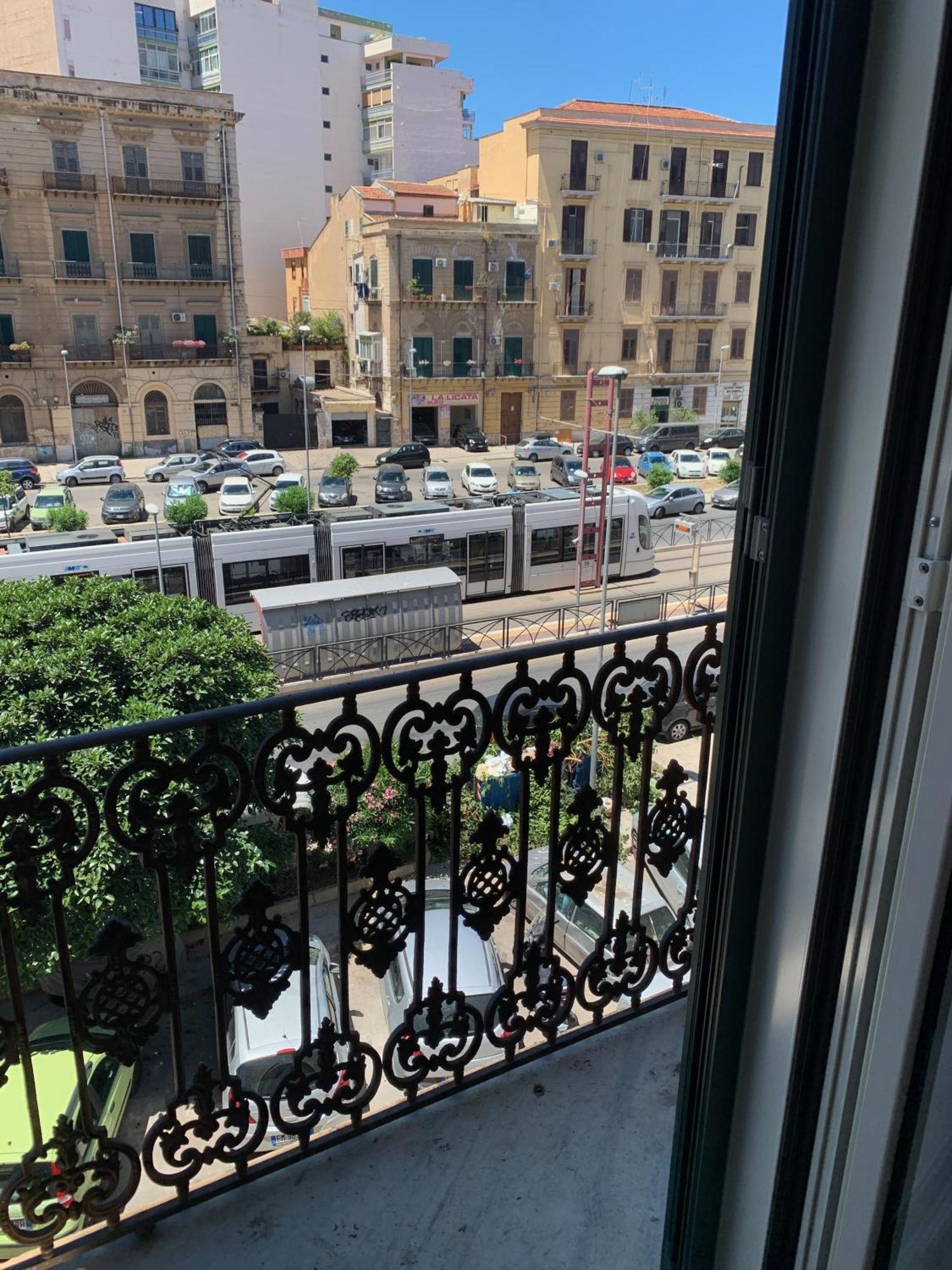 Central Station Palermo Exteriör bild